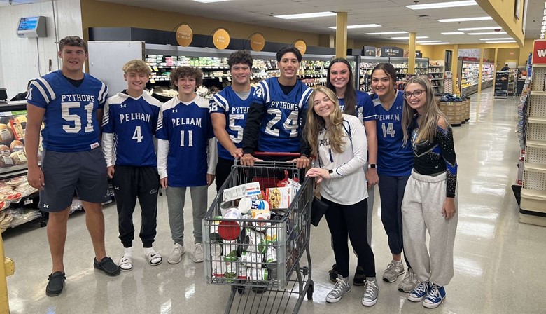 Seniors Shopping NH Tackle Hunger 